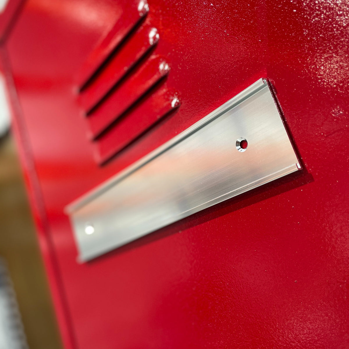 locker-name-plate-bracket-rugged-glory-usa